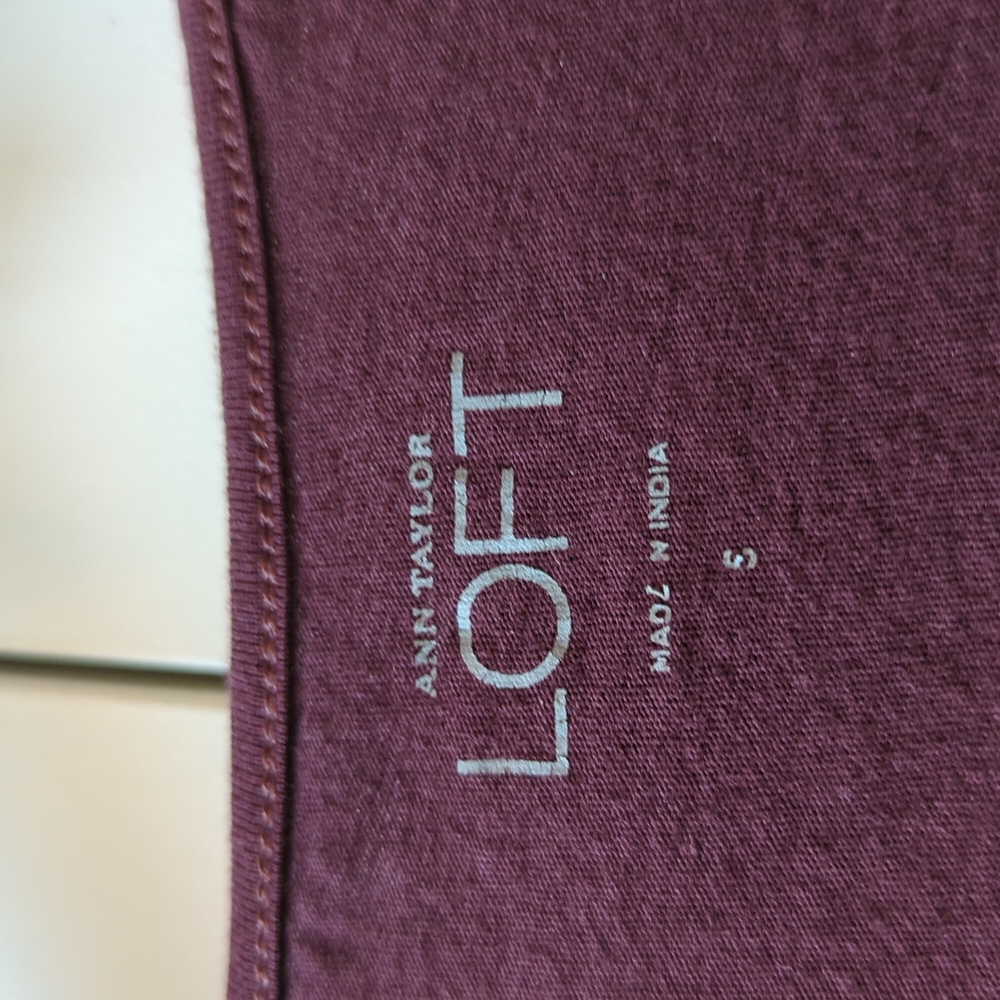 LOFT Textured Ruffle Top - Picture 4 of 5
